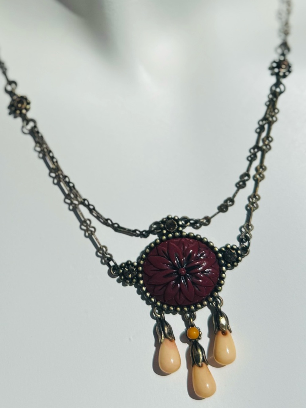 Vintage Red Floral Enamel Pendant Necklace with Cream Dangles.Art Deco